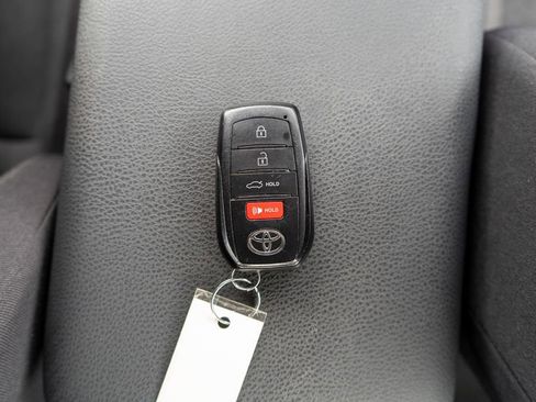 Used 2025 Toyota Camry LE image 30