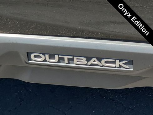 Used 2024 Subaru Outback Onyx Edition AWD/4WD image 11