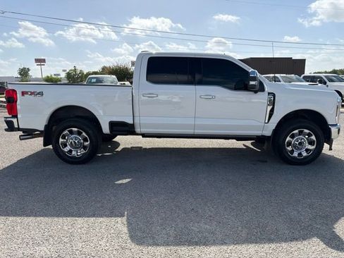 Used 2024 Ford F250 Lariat w/ Lariat Ultimate Package AWD/4WD image 4
