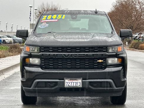 Used 2021 Chevrolet Silverado 1500 Custom w/ Safety Confidence Package image 9