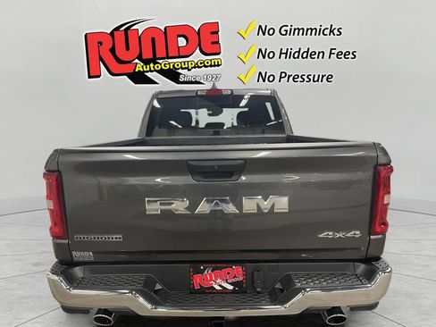 Used 2025 RAM 1500 Big Horn AWD/4WD image 4