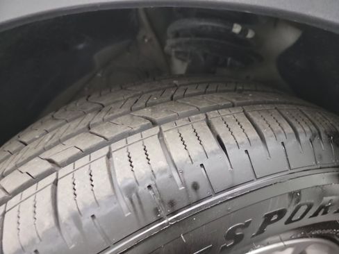 Used 2017 Hyundai Santa Fe Sport image 30