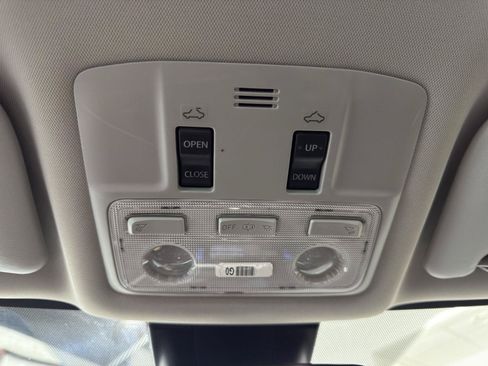 Used 2017 Toyota Corolla XSE w/ Carpet Mat Package (TMS) FWD image 27