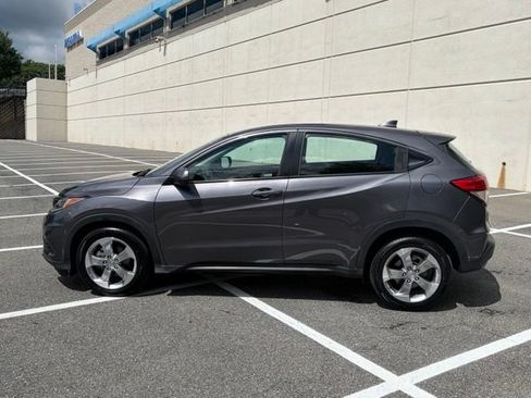 Used 2022 Honda HR-V LX image 4
