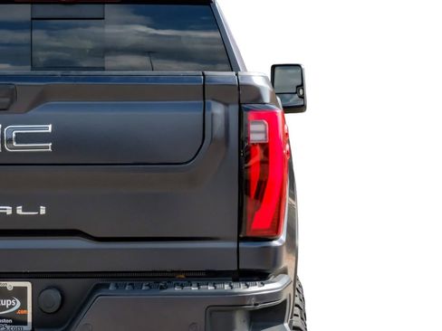 Used 2024 GMC Sierra 2500 Denali Ultimate w/ Max Trailering Package image 49