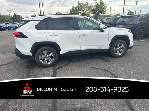 Used 2025 Toyota RAV4 XLE AWD/4WD image 11