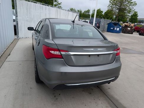 Used 2012 Chrysler 200 Limited FWD image 12