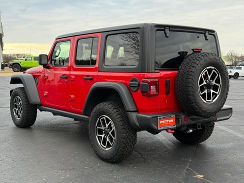 Used 2019 Jeep Wrangler Unlimited Rubicon w/ Uconnect 4C Nav & Sound Group image 5
