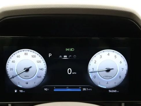 Used 2025 Hyundai Elantra SEL FWD image 27