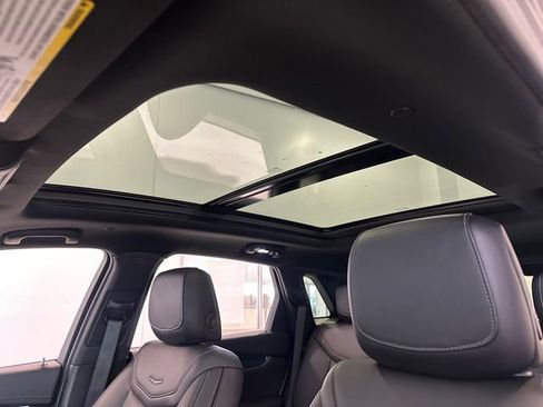 Used 2022 Cadillac XT5 Premium Luxury image 26