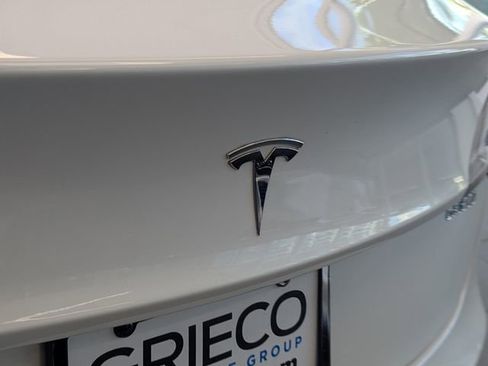 Used 2023 Tesla Model 3 Standard Range image 10