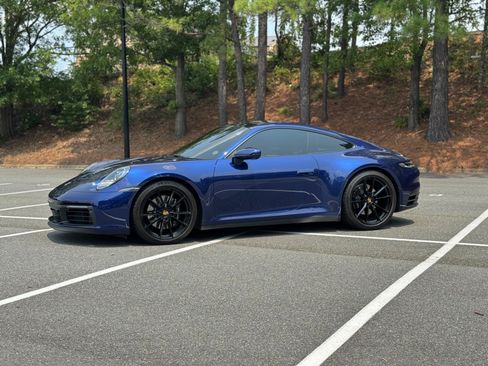 Used 2021 Porsche 911 GT3 RS image 5