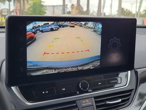 Certified 2025 Nissan Altima 2.5 SR w/ SR Premium Package image 32