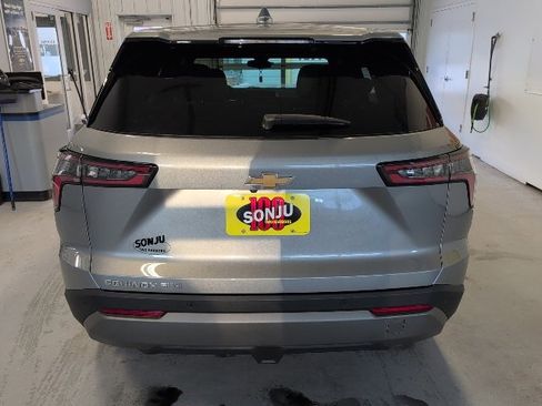 Used 2026 Chevrolet Equinox LT w/ Convenience Package II image 4