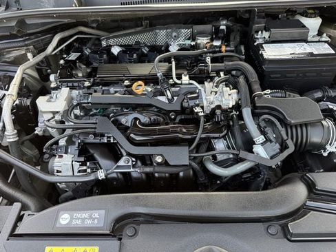 Used 2024 Toyota Corolla LE FWD image 32