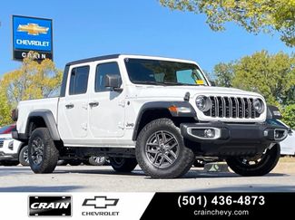 Used 2025 Jeep Gladiator Sport AWD/4WD video 1