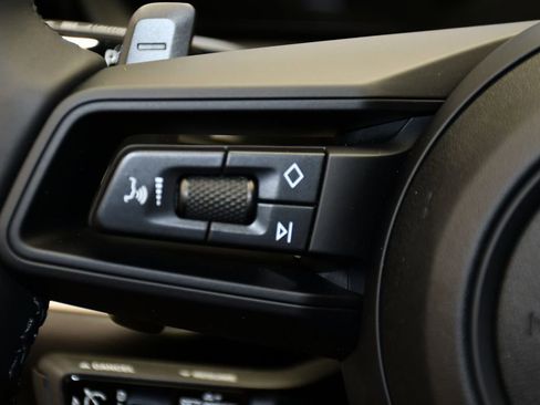 New 2026 Porsche Cayenne Coupe AWD/4WD image 37