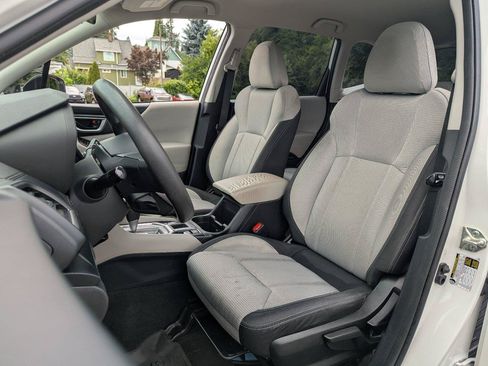 Used 2022 Subaru Forester Limited AWD/4WD image 23