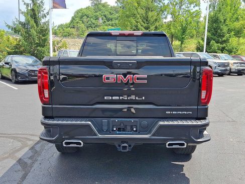 Used 2023 GMC Sierra 1500 Denali AWD/4WD image 5