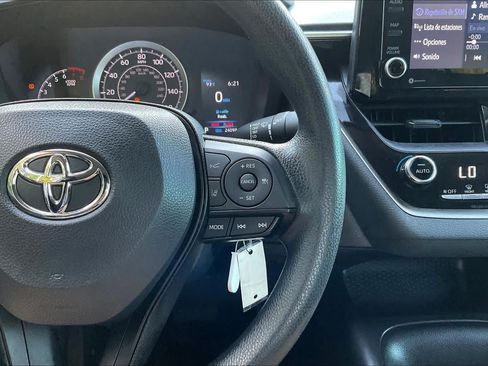 Used 2022 Toyota Corolla LE FWD image 24