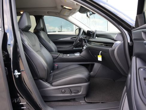 New 2027 INFINITI QX60 Luxe w/ Cargo Package FWD image 23