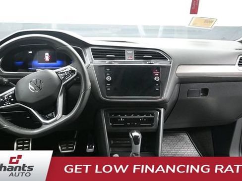 Used 2024 Volkswagen Tiguan SE R-Line AWD/4WD image 22