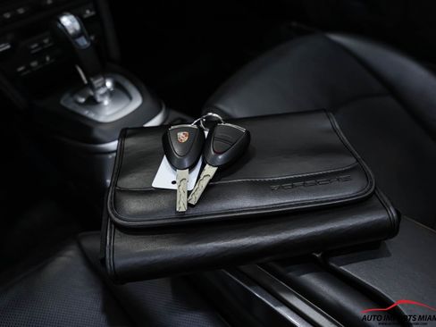 Used 2010 Porsche 911 Turbo image 80