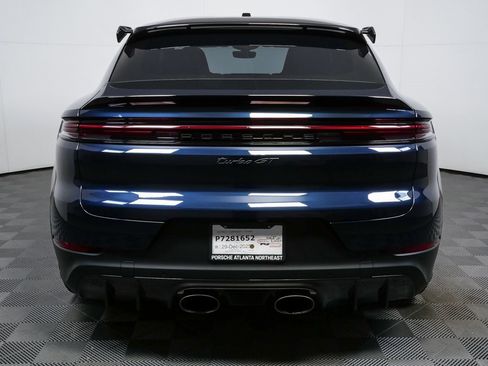 Certified 2025 Porsche Cayenne Turbo GT image 31