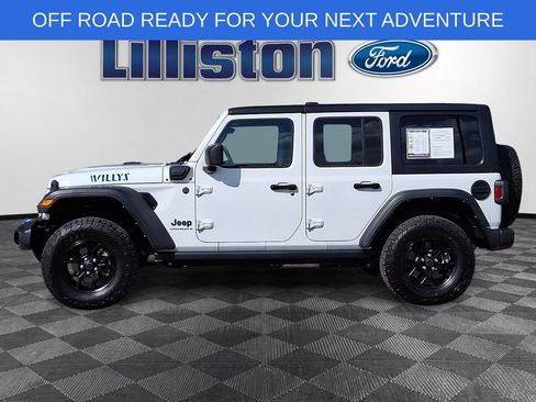 Used 2024 Jeep Wrangler Unlimited AWD/4WD image 7