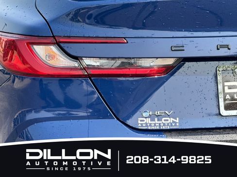 Used 2025 Toyota Camry SE FWD image 24