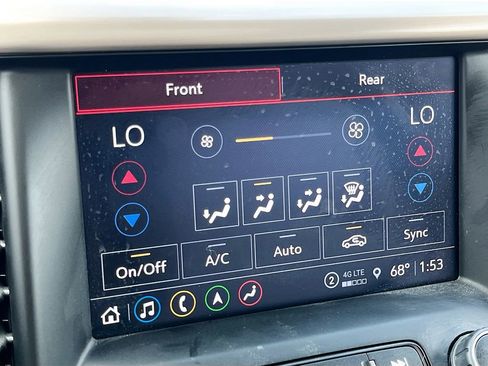 Used 2023 GMC Acadia Denali w/ Denali Technology Package image 21