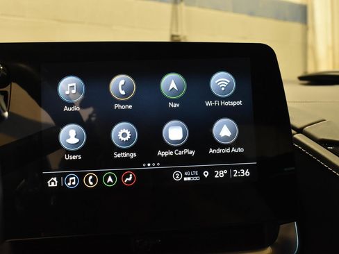 Used 2022 Chevrolet Corvette Stingray Premium Cpe w/ Body-Color Dual Roof Package image 9