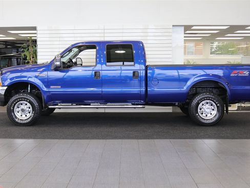 Used 2003 Ford F350 XLT image 4