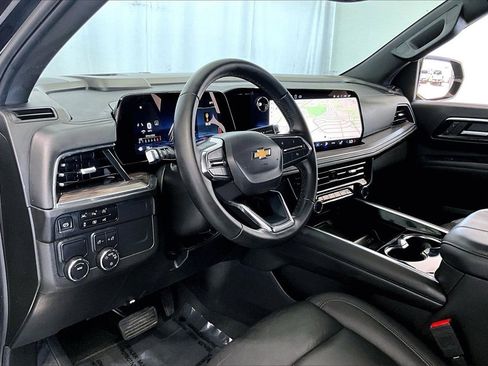 Used 2025 Chevrolet Tahoe LT image 14