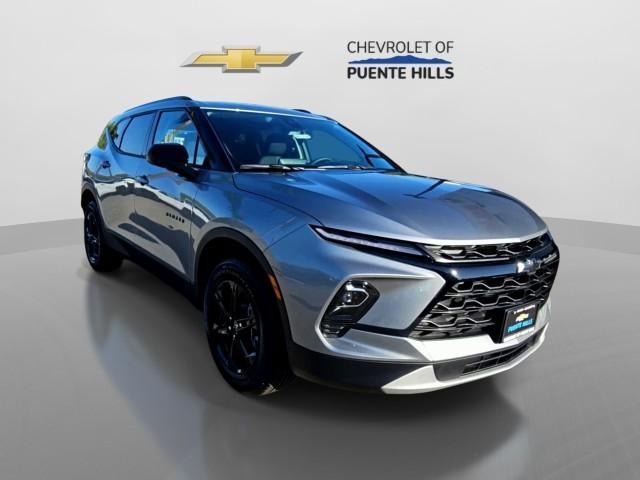 New 2026 Chevrolet Blazer LT w/ Convenience Package FWD image 2