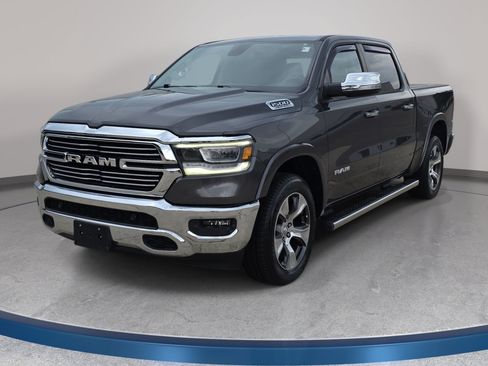Used 2019 RAM 1500 Laramie AWD/4WD image 37