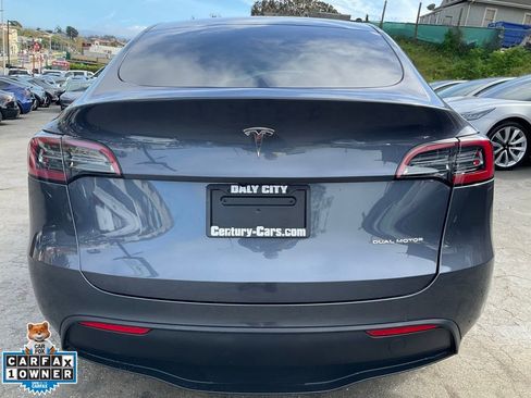 Used 2023 Tesla Model Y Long Range image 4