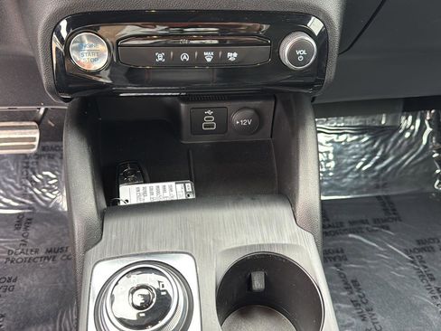 Used 2024 Ford Escape ST-Line w/ Tech Pack #1 AWD/4WD image 11