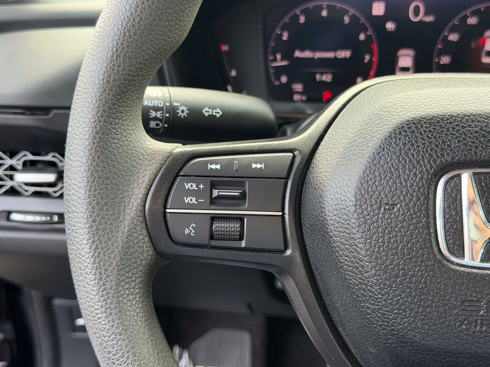 Used 2024 Honda Accord EX image 17