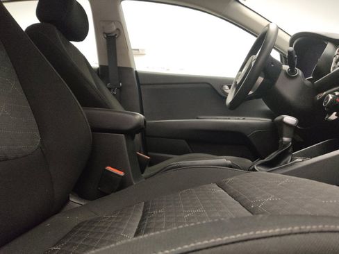 Used 2021 Kia Rio S w/ Technology Package FWD image 21