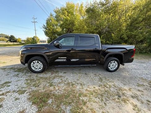 Used 2024 Toyota Tundra SR5 image 11