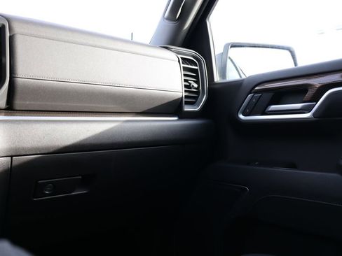 Used 2022 Chevrolet Silverado 1500 LT image 42