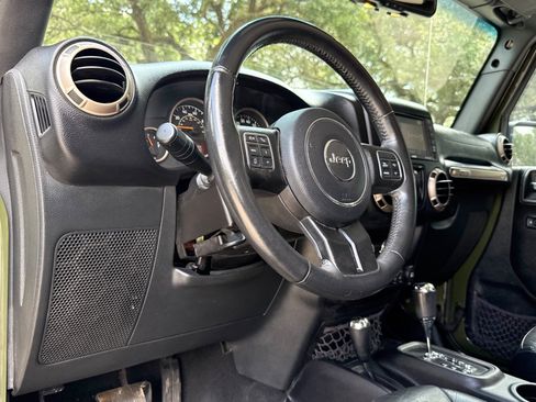 Used 2016 Jeep Wrangler Sahara AWD/4WD image 26