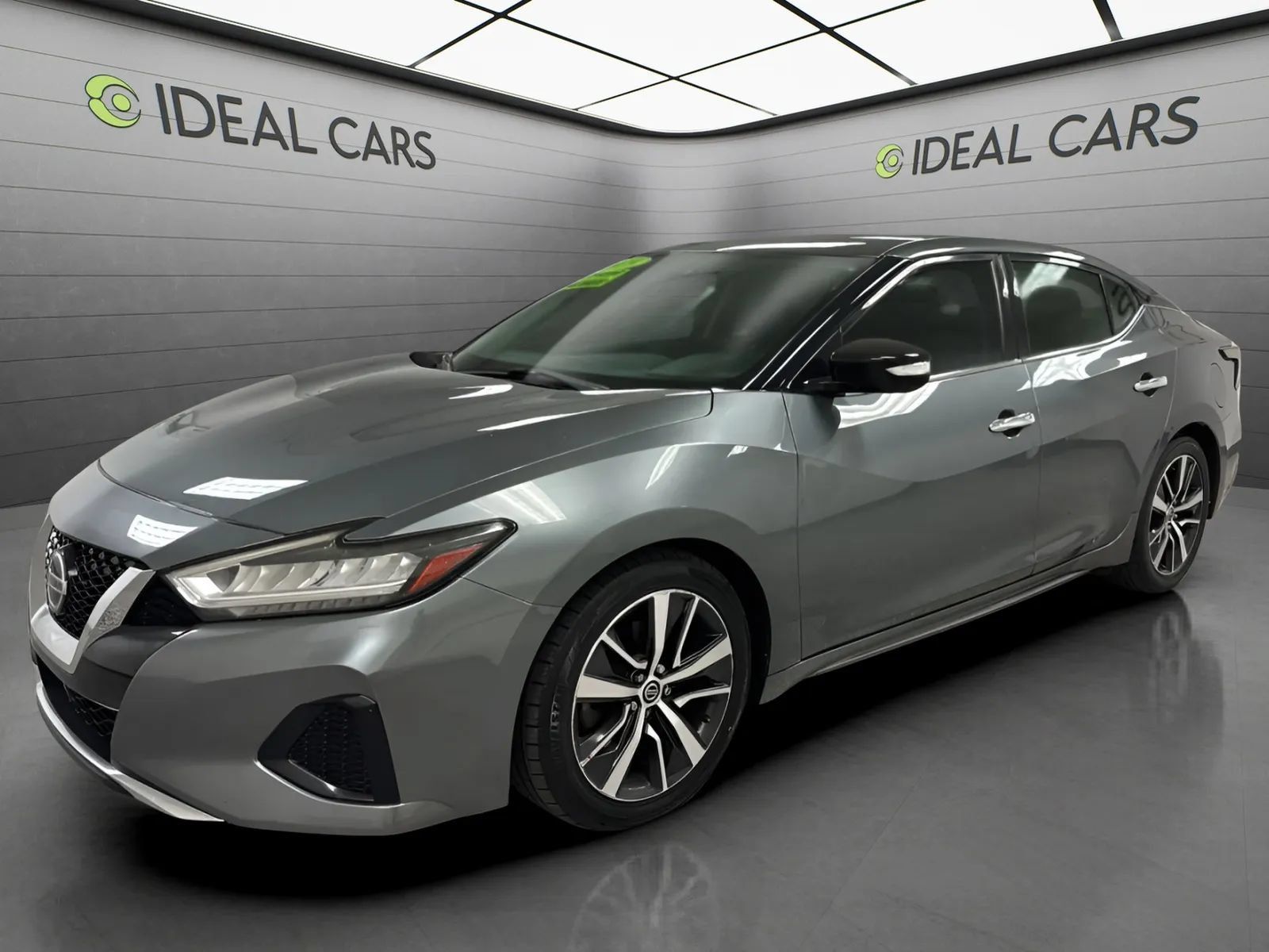 Used 2019 Nissan Maxima 3.5 SV w/ Floor Mat Group FWD image 1