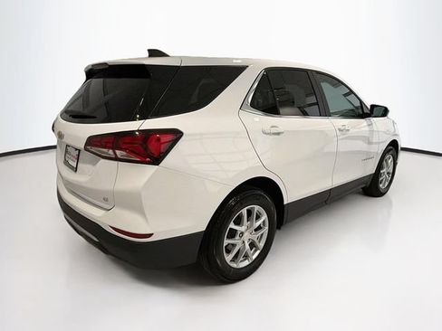 Used 2024 Chevrolet Equinox LT FWD image 6