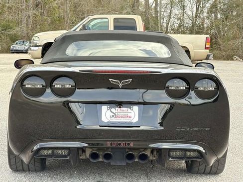 Used 2011 Chevrolet Corvette Convertible w/ Preferred Equipment Group image 11
