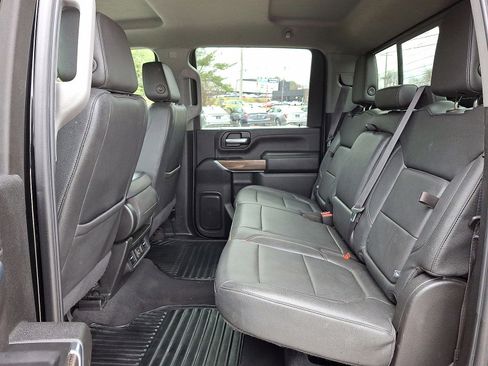 Certified 2022 Chevrolet Silverado 2500 LT w/ Midnight Edition image 20