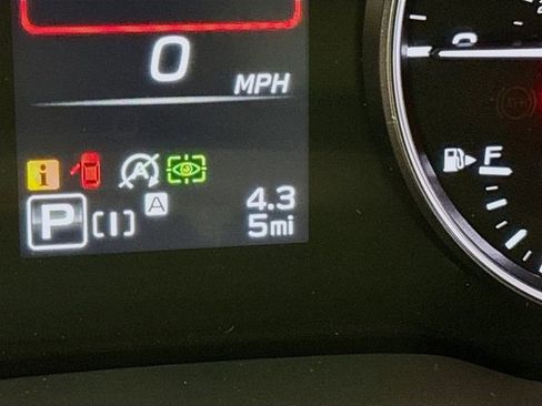 New 2026 Subaru Crosstrek 2.5i Limited w/ Crosstrek Mirror Package image 12