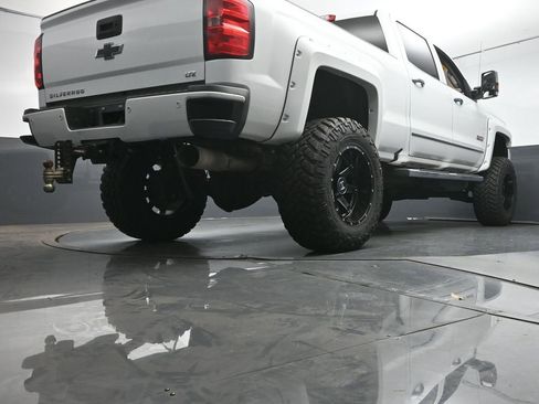 Used 2019 Chevrolet Silverado 2500 LTZ w/ Duramax Plus Package image 36