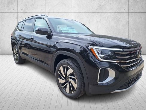 New 2026 Volkswagen Atlas SE image 7